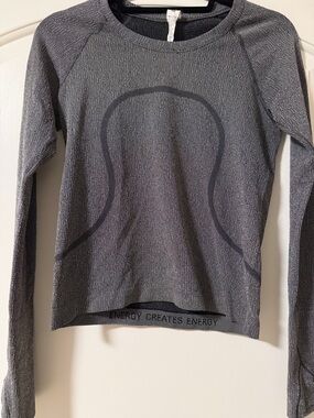 Lulu Lemon Metallic glitter Gray Seamless Long Sleeve knit Workout Top